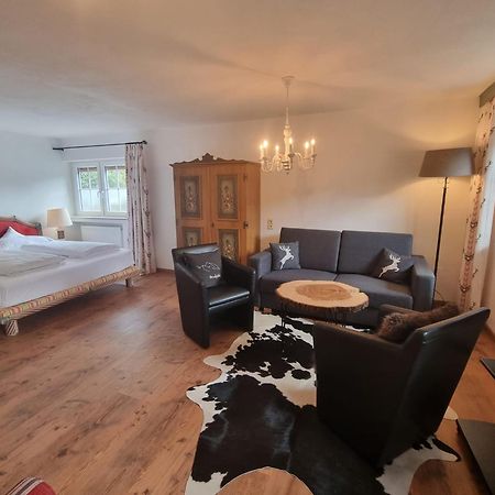 Gaestehaus Angela Garmisch-Partenkirchen járás Kültér fotó
